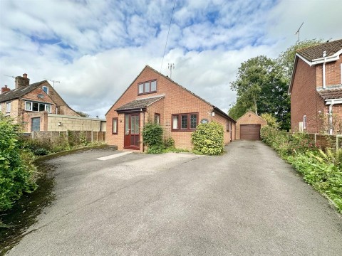 View Full Details for Vicarage Lane, Frampton On Severn, Gloucester