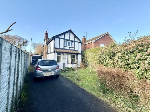 View Full Details for Glebe Close, Newent